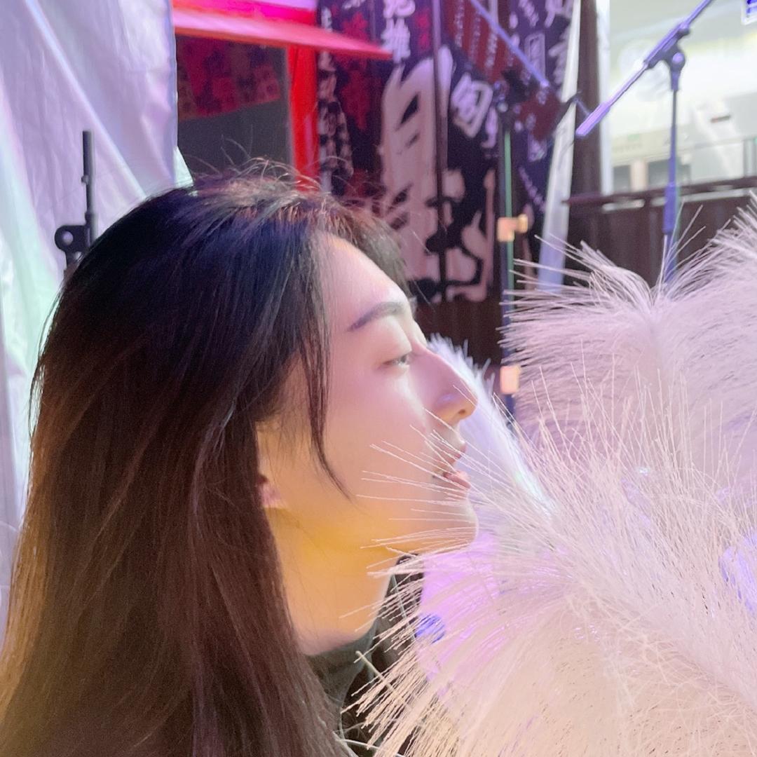 不生气的妞