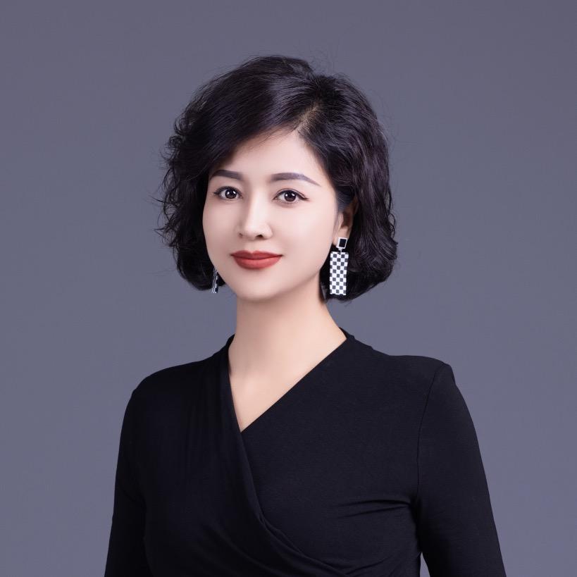 爱唯尔婚礼会馆主持人文利