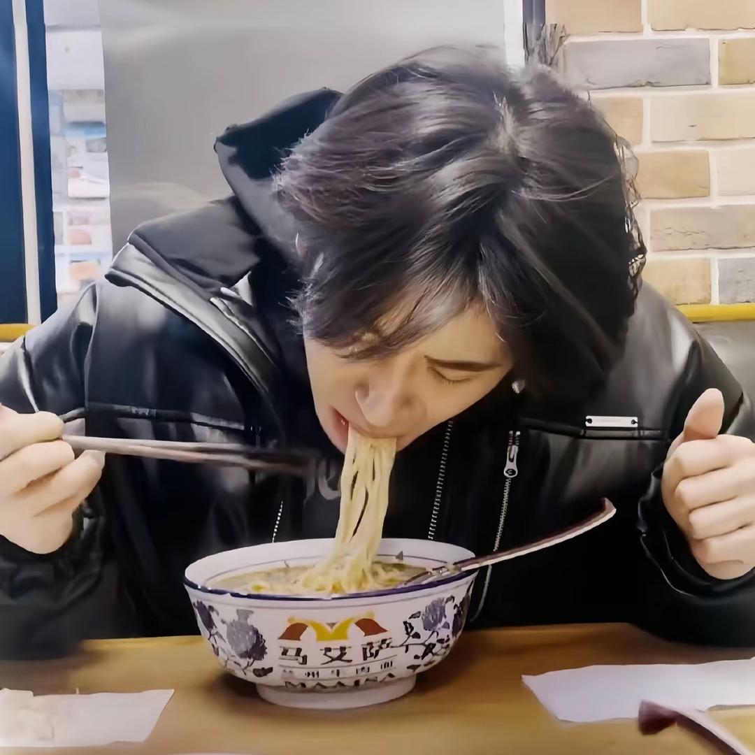 小狗眉心有痣