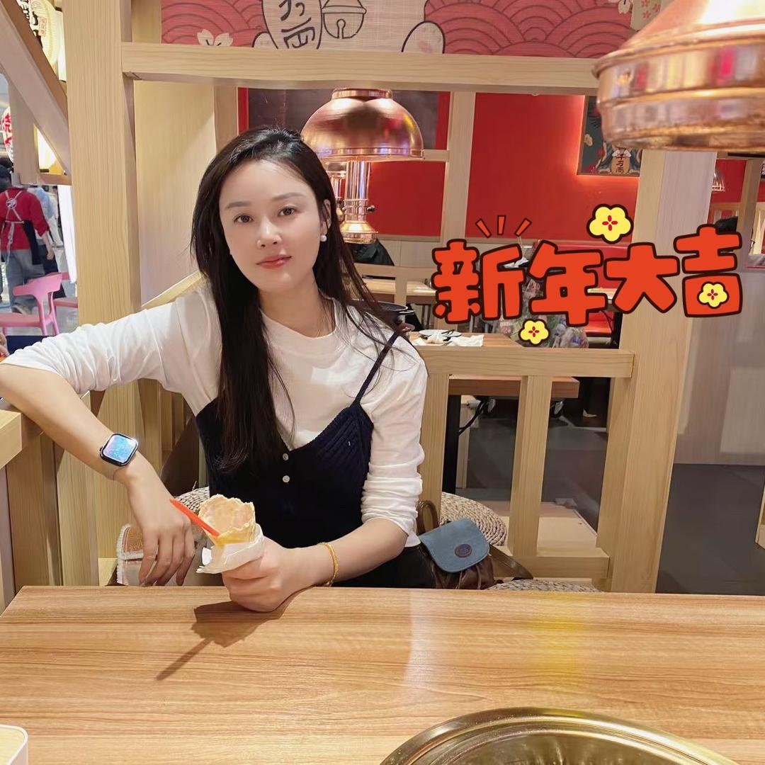 罗江娟妹儿看房