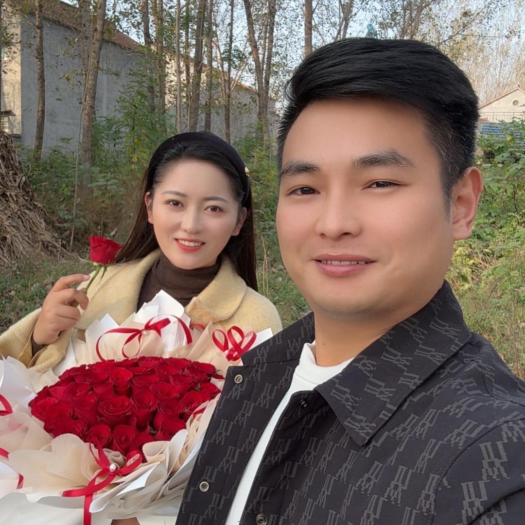 张振宇（楠楠）