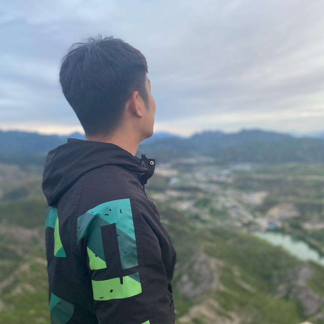 梵图家居地毯工厂店