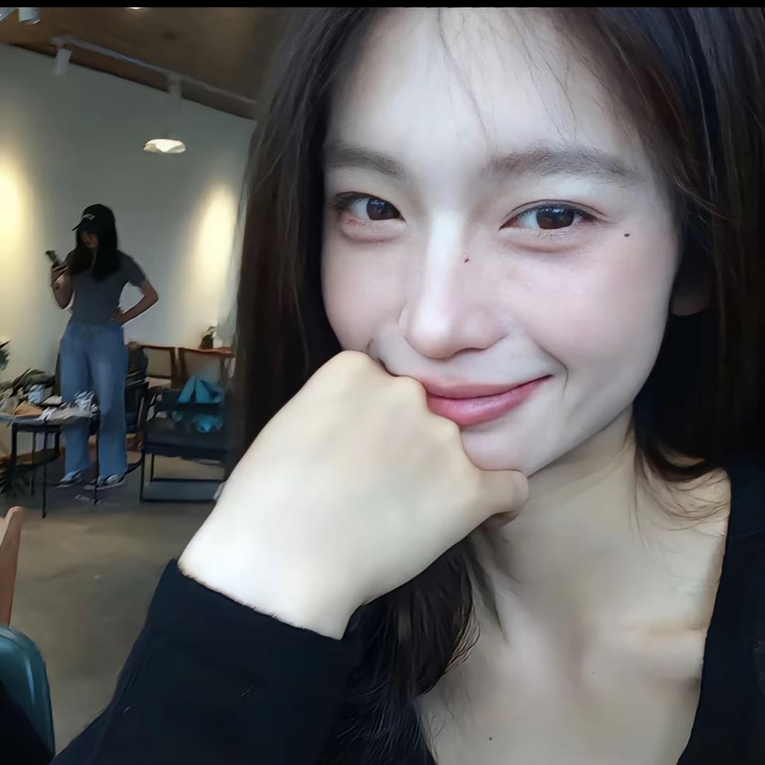 王