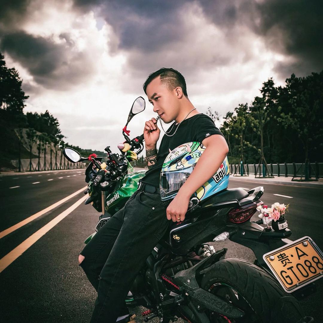 叁疯子