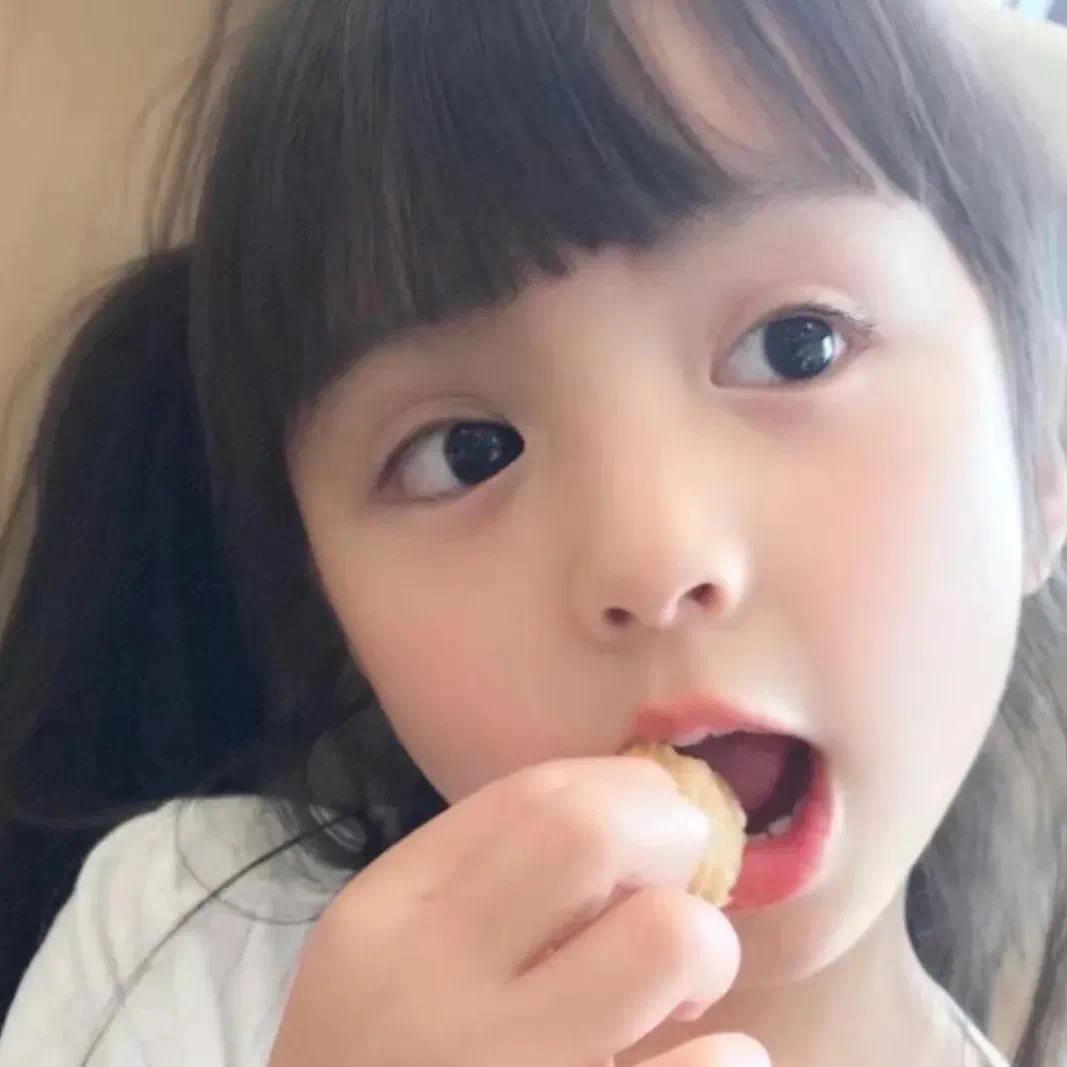 小小鱼yoo