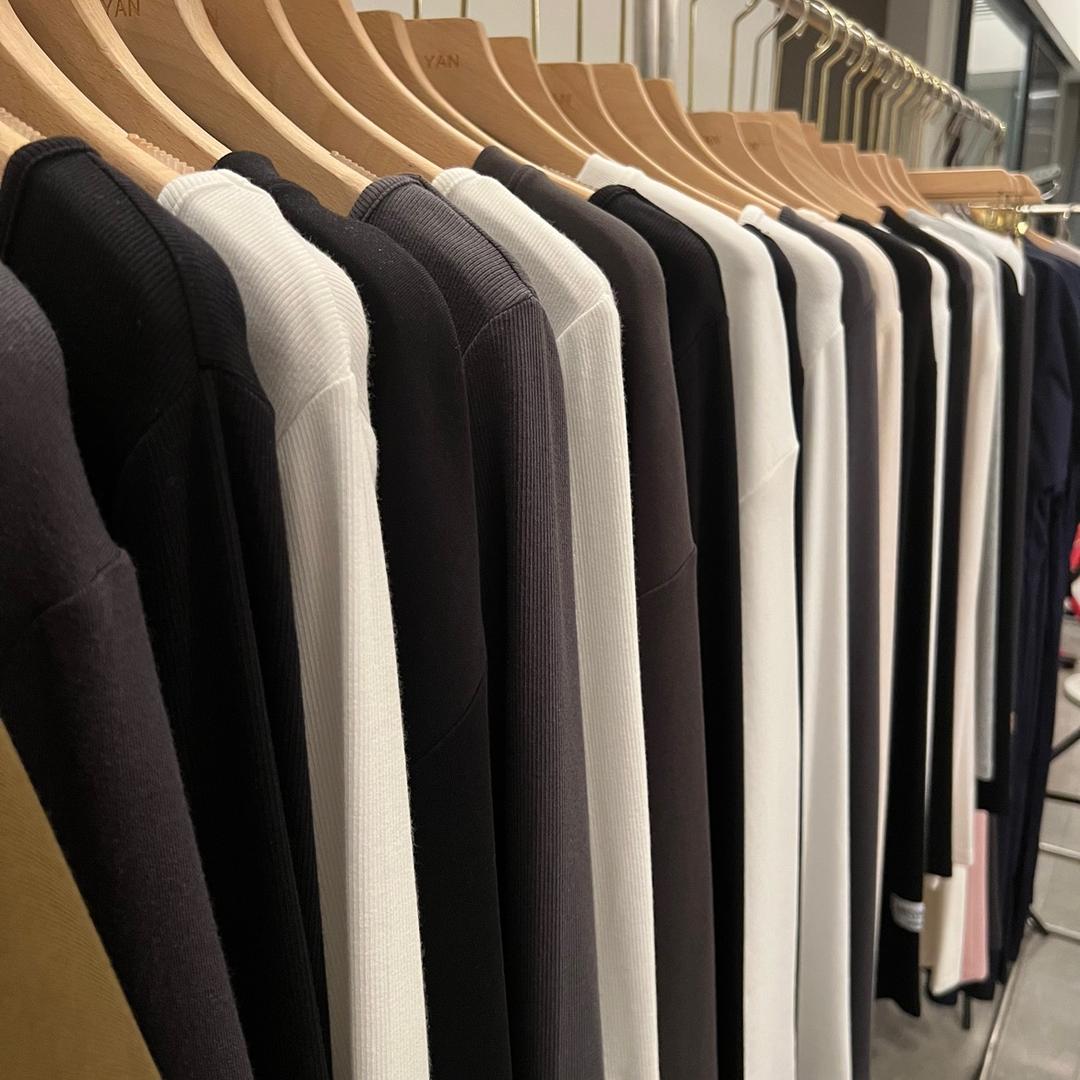 朗雁辰服饰