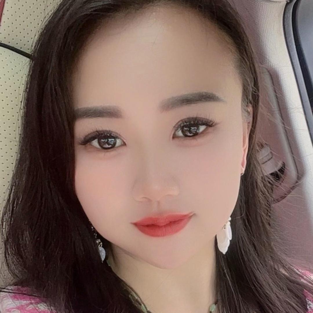 小阿莲为一人改变