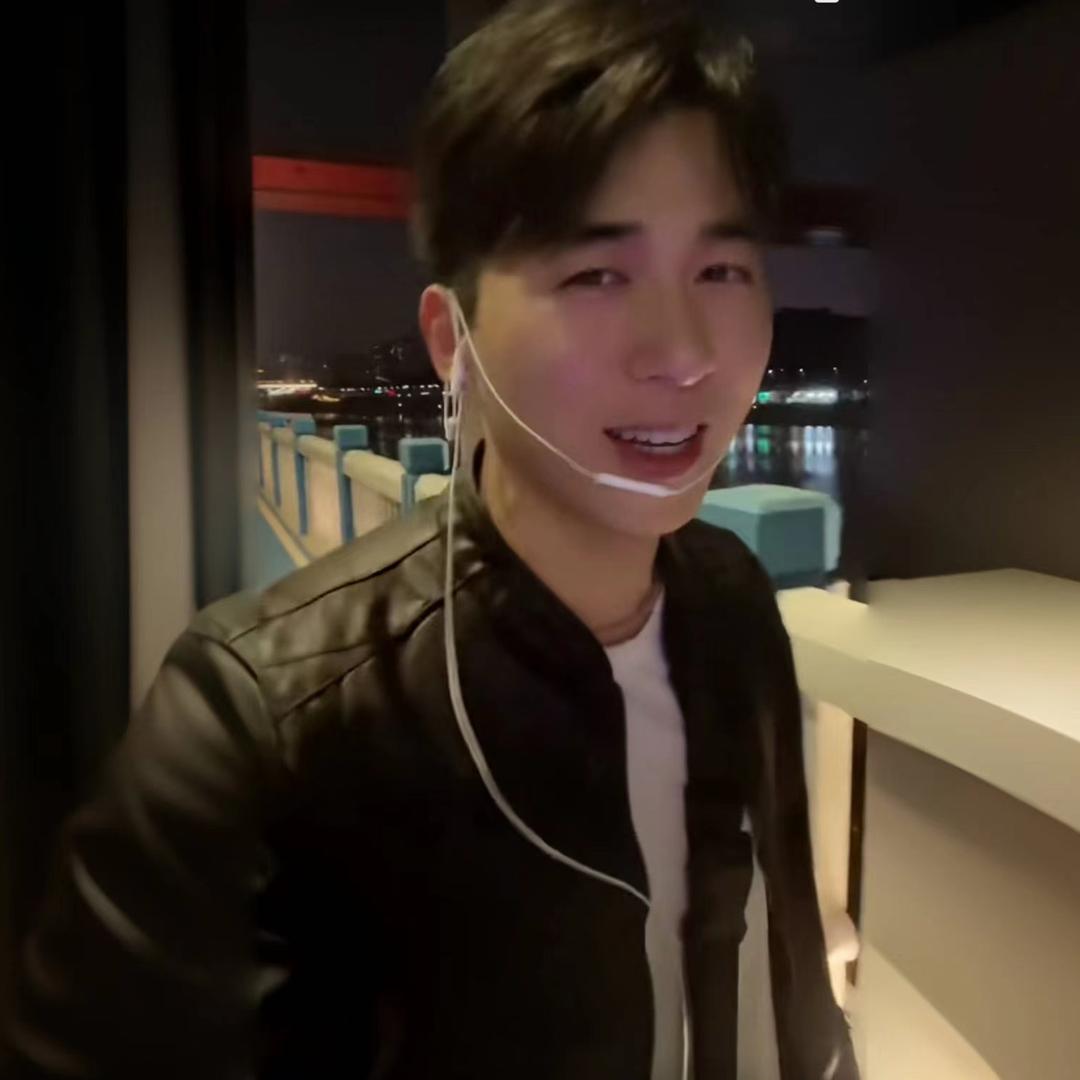 破音🎙️