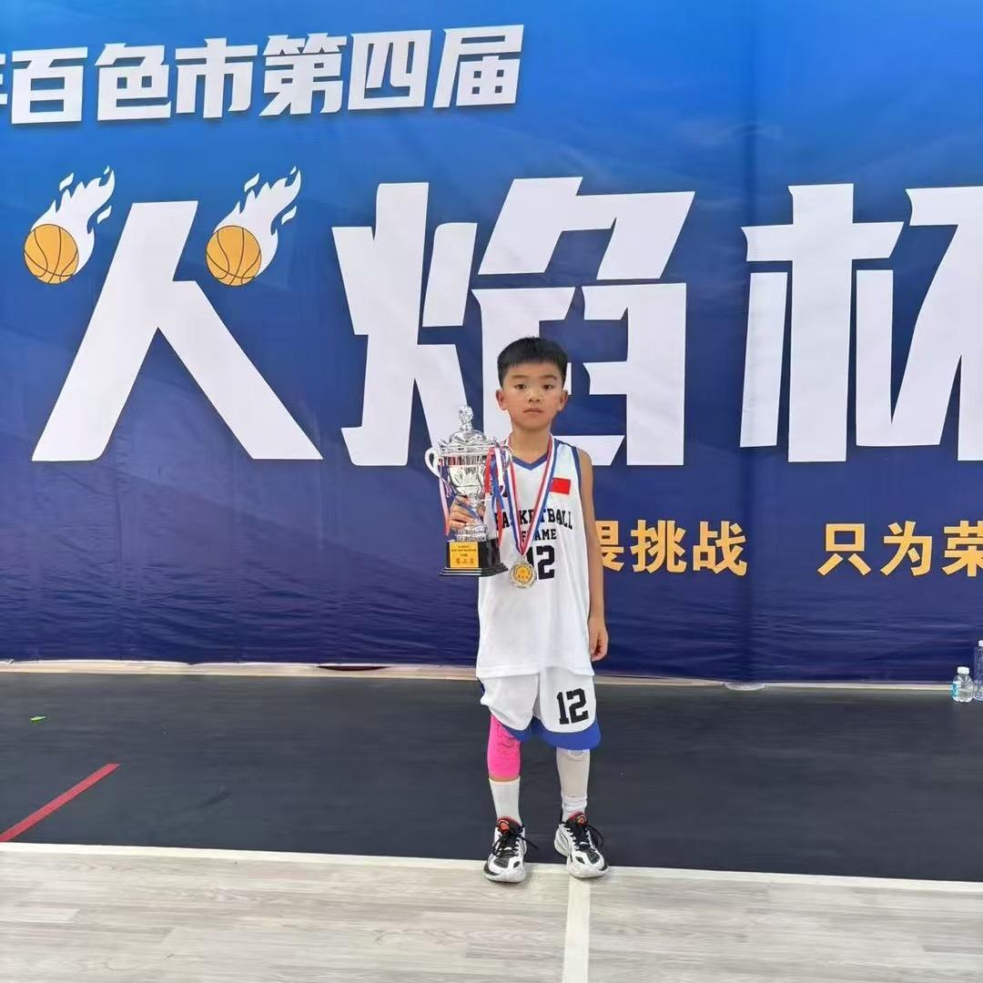 U8篮球🏀梁宏超