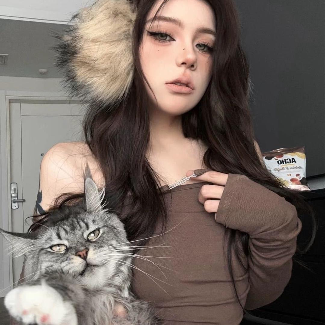 姒小小.