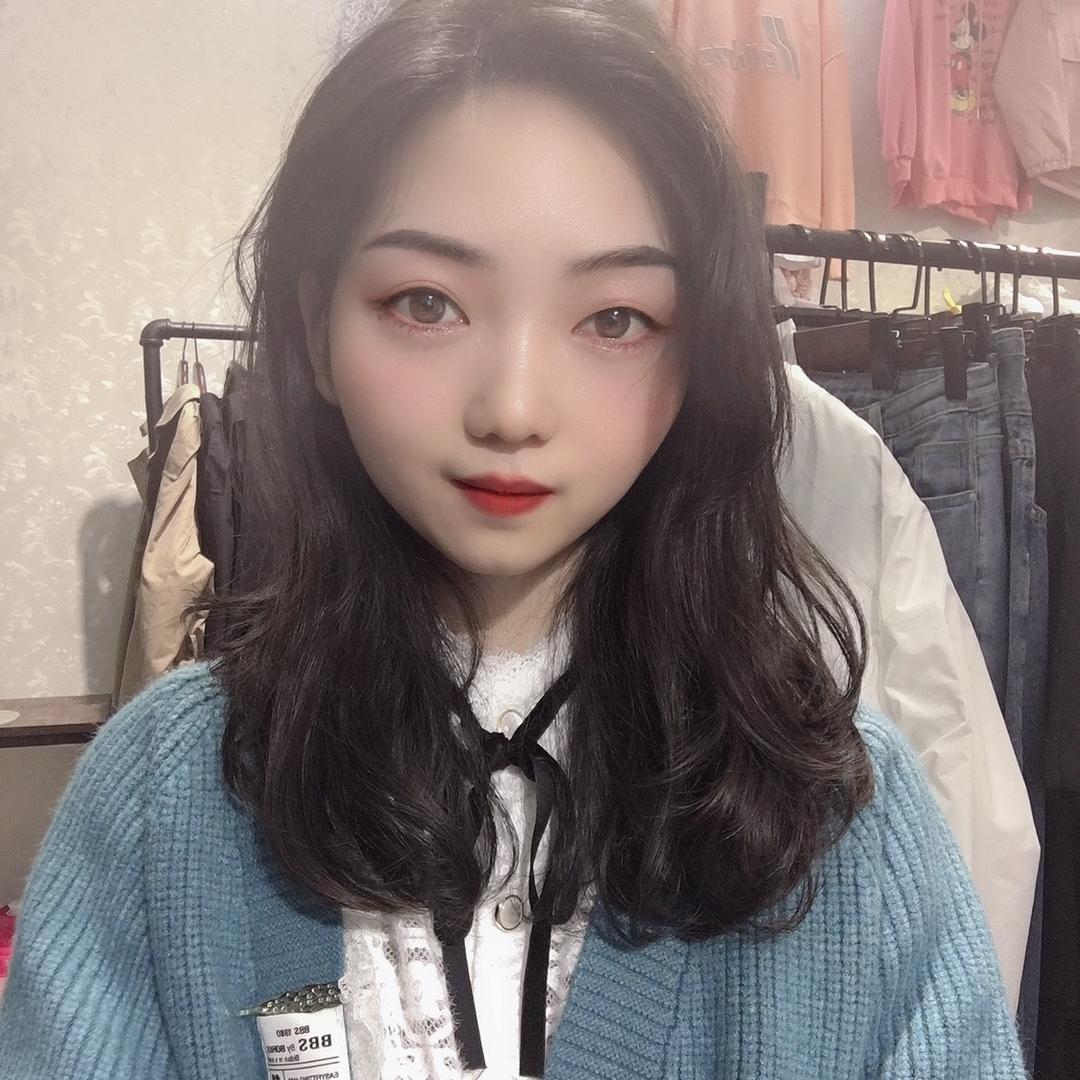 竹山县思慕女装店