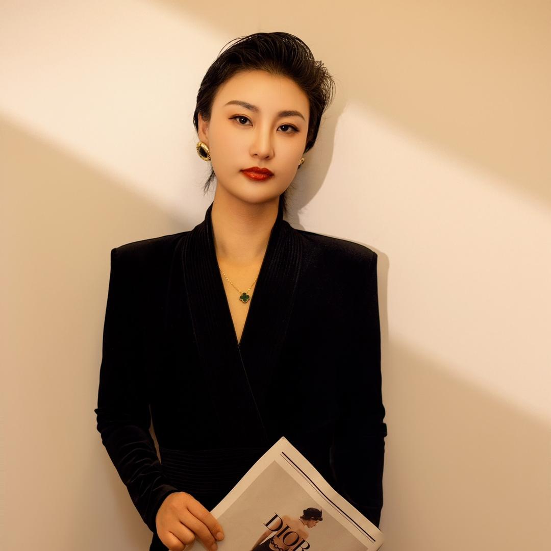 满面桃花美业柯姐