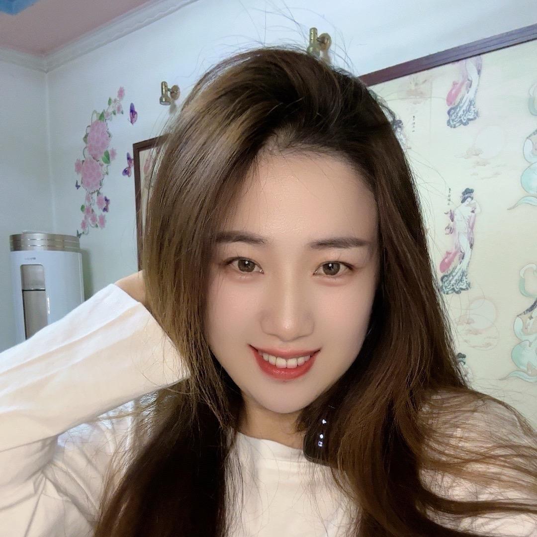 莹莹🍒