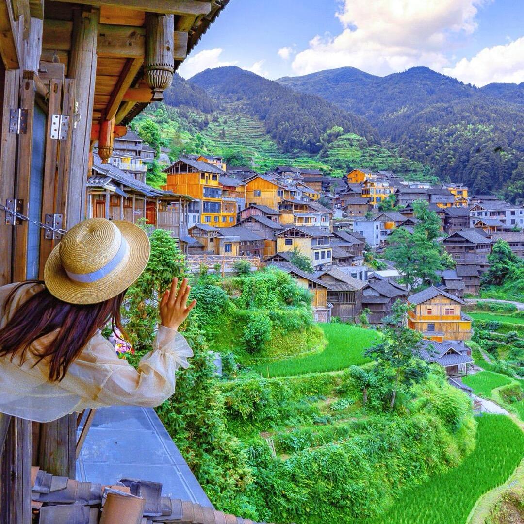 导游苗苗(贵州旅游接待)