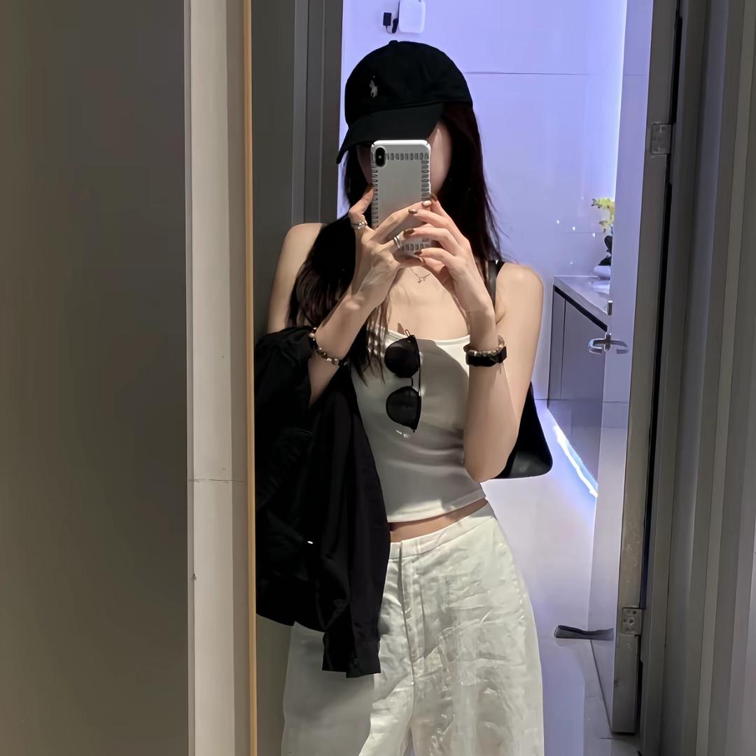 小何总