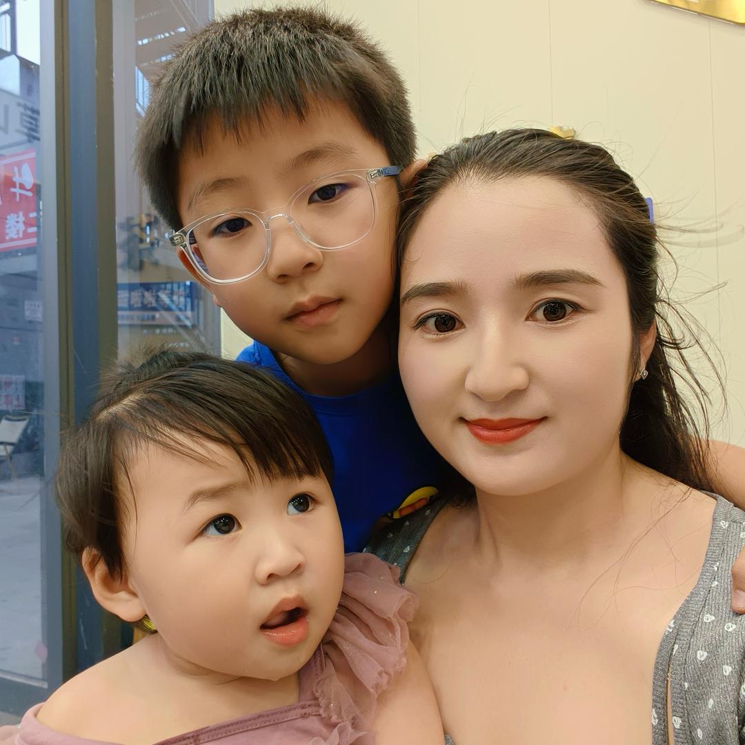 初九麻麻呀👸🏻