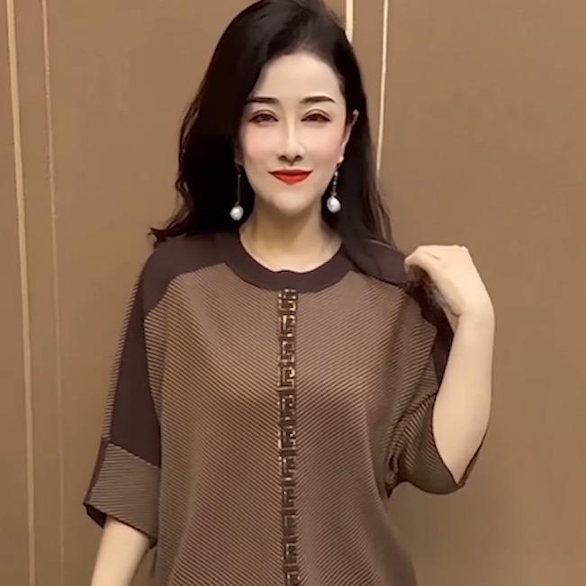 晓晓服装工厂店