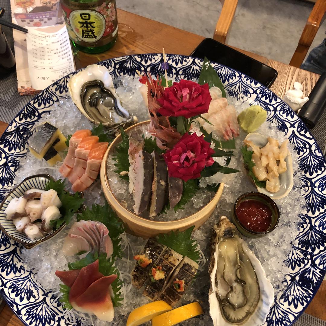港秋百货商行
