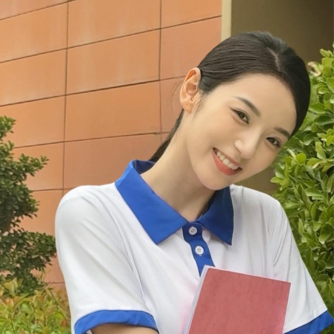 邱卓雅