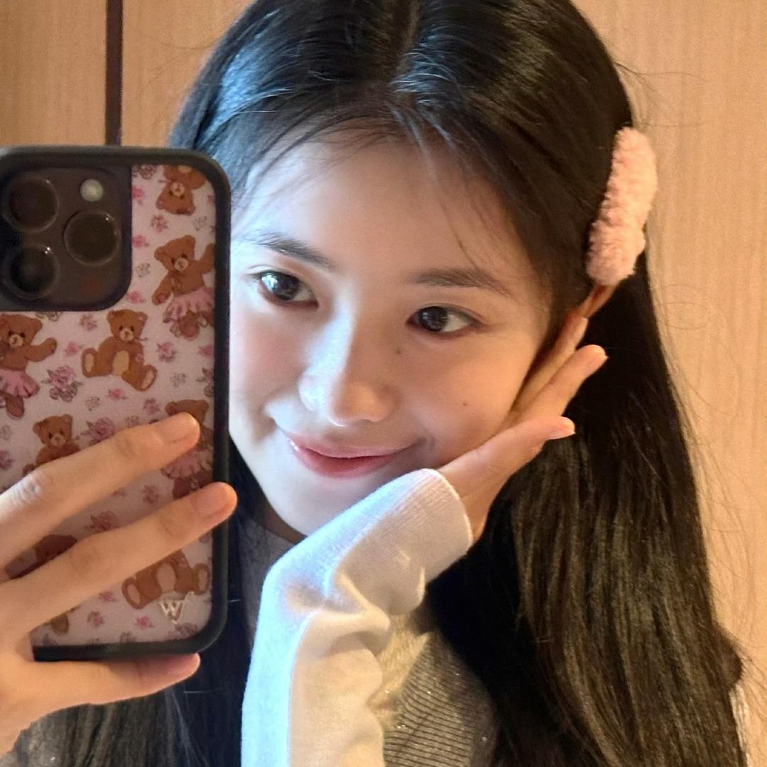 鸾英