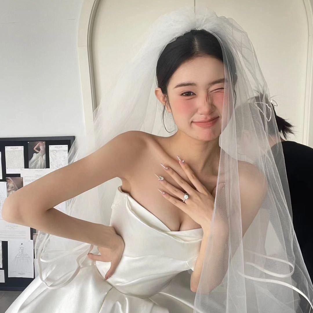 乐悠刘@