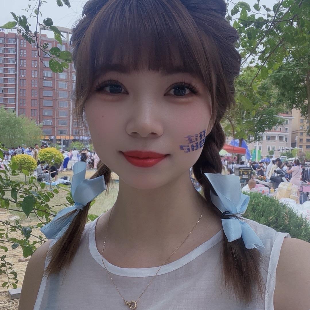 Liuོxx