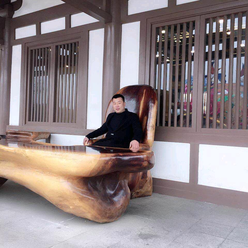 龙哥