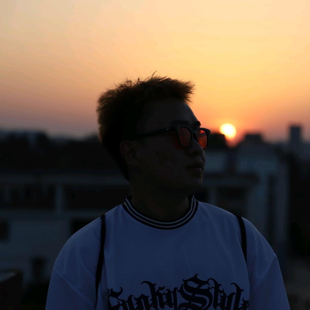 不会跳舞的胖子