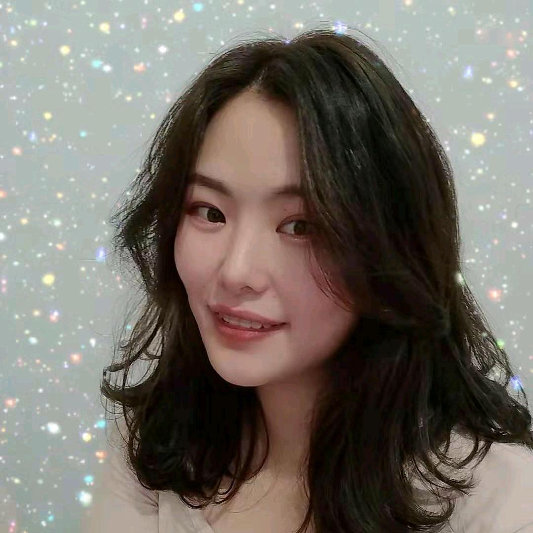 我 小吖_a'