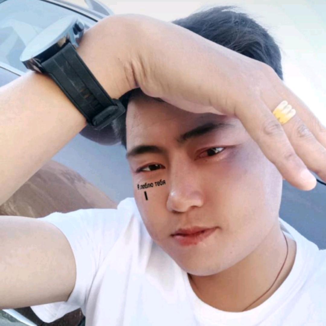 珠峰下的啊哒