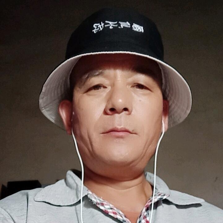 跑调哥