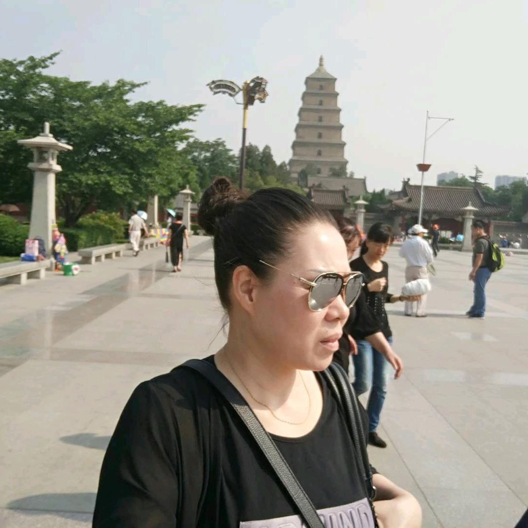 偃师胖姐服饰店