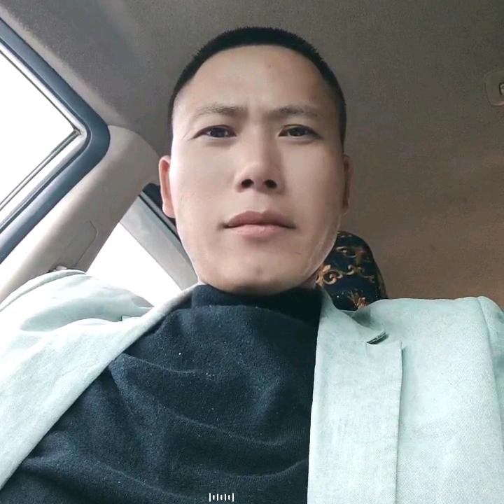 黄国政