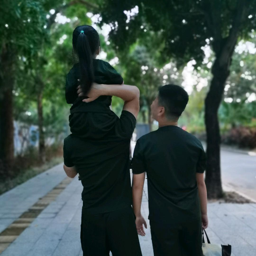家有俩芯.🇨🇳
