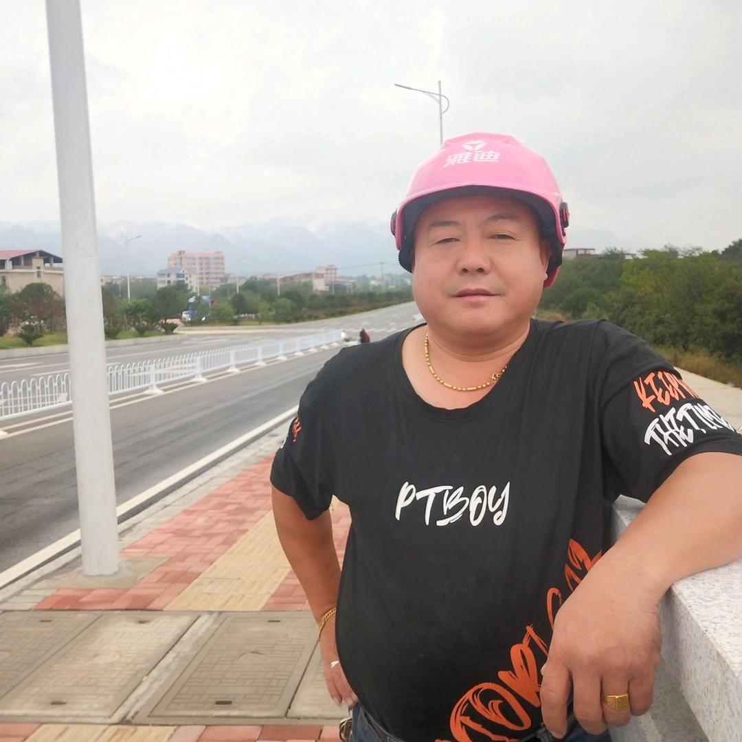 武冈辫子哥流动包酒席