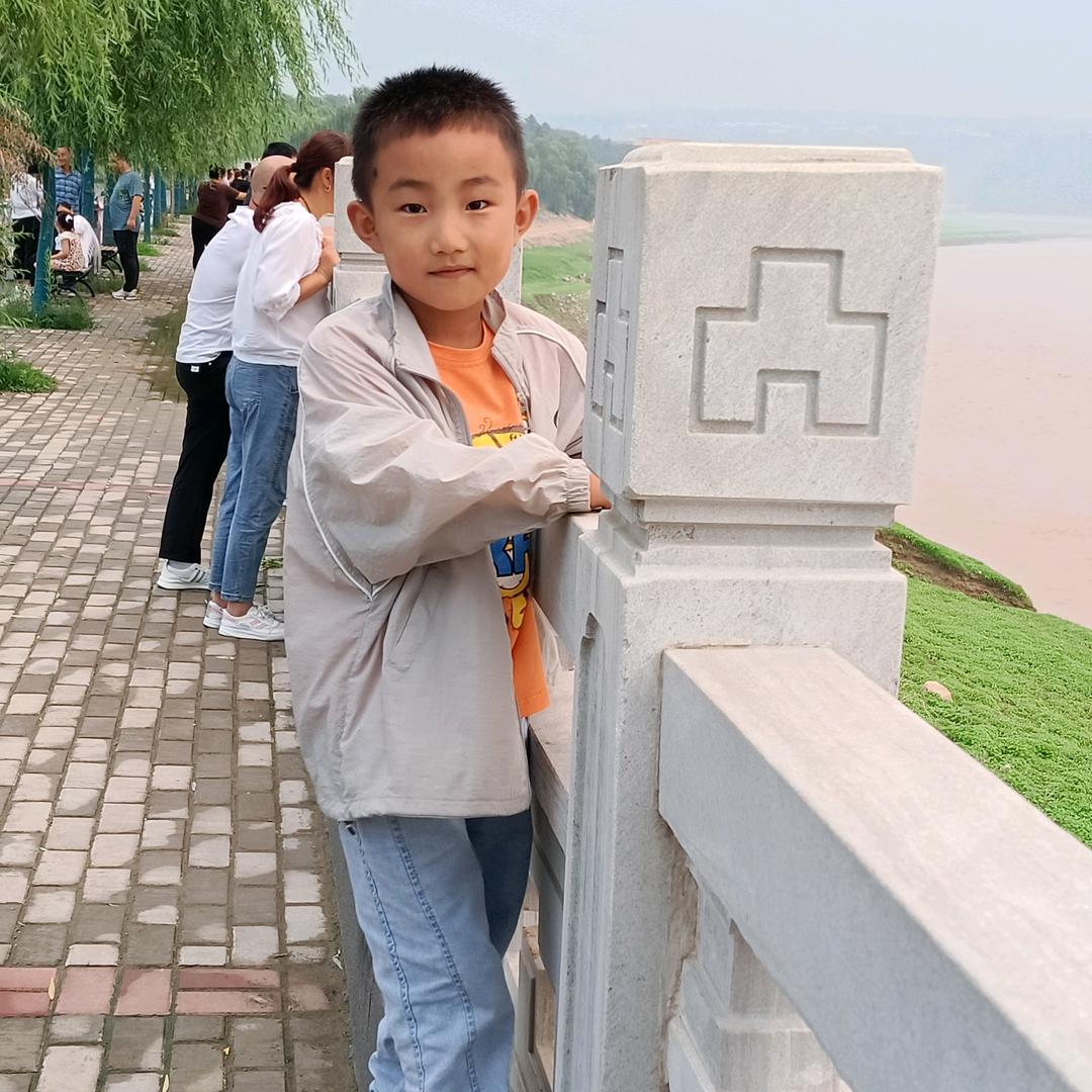 害羞的丫头