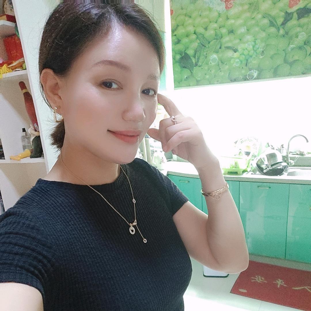 柳姐（橱窗里有好物）