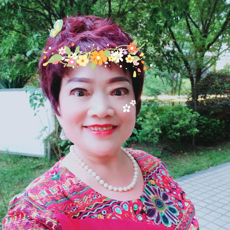 快乐的菊姐