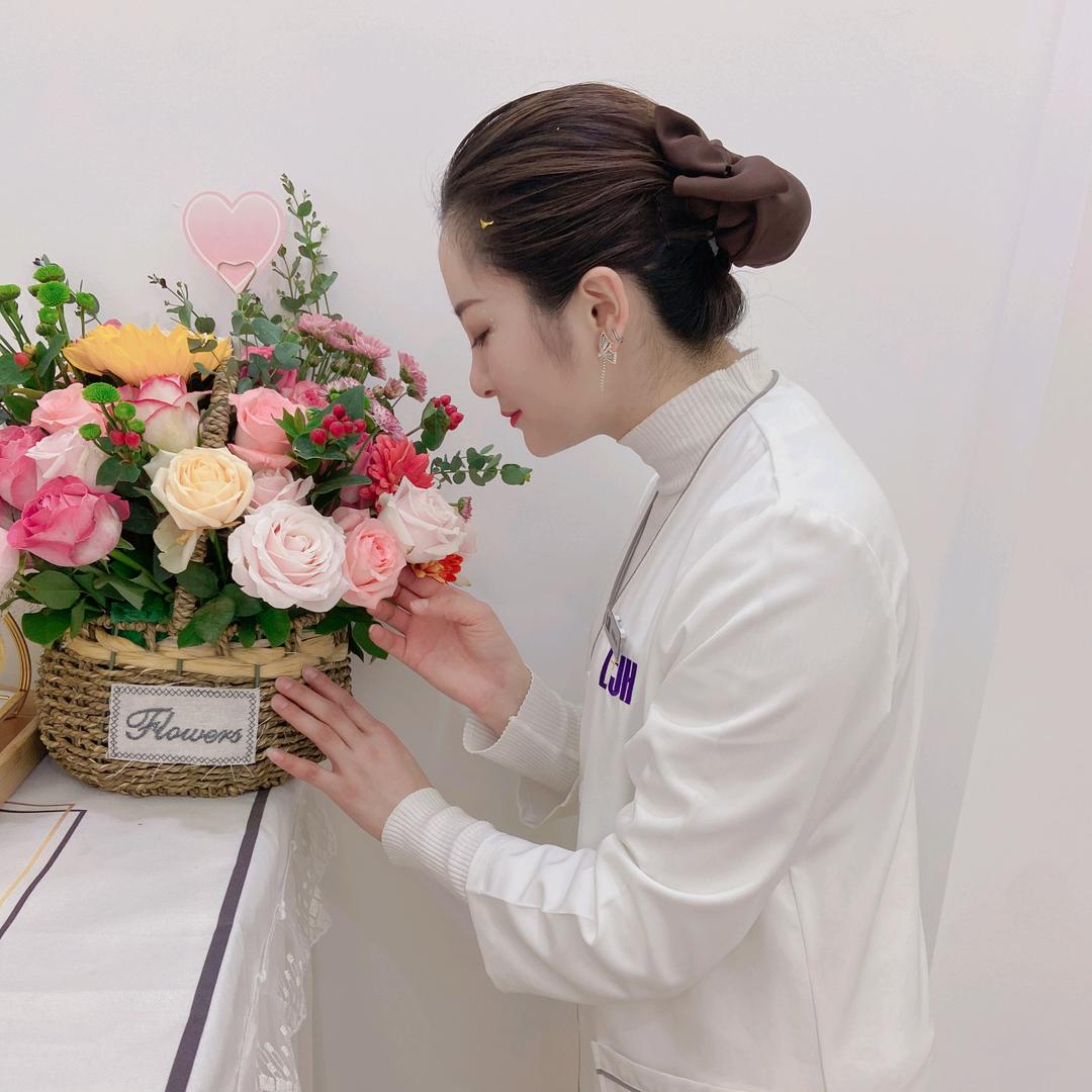 如皋皮肤美学丽丽