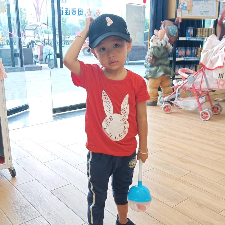张明丽