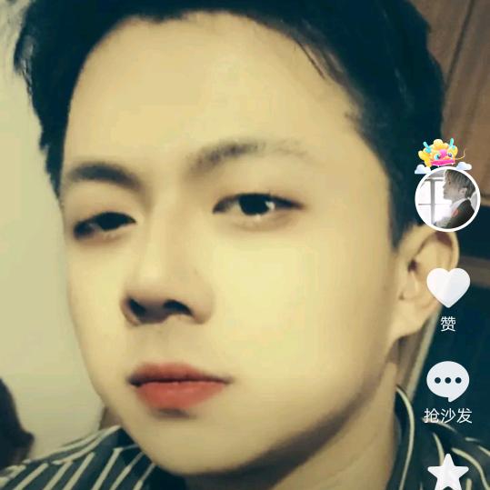 A初心、光头毛蛋、烤生蚝《站前区龙云酒店