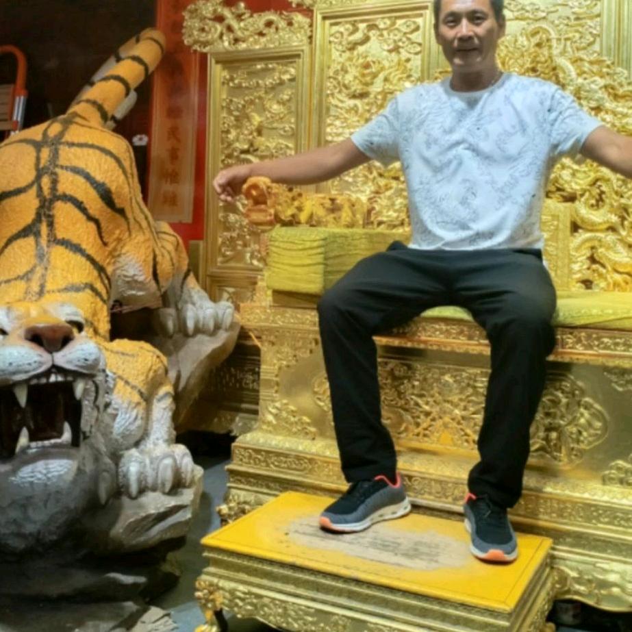 努力拼搏