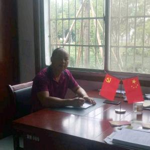 开着拖拉机去北京
