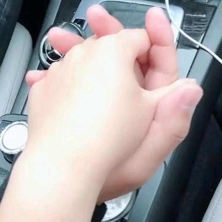 ZZ。
