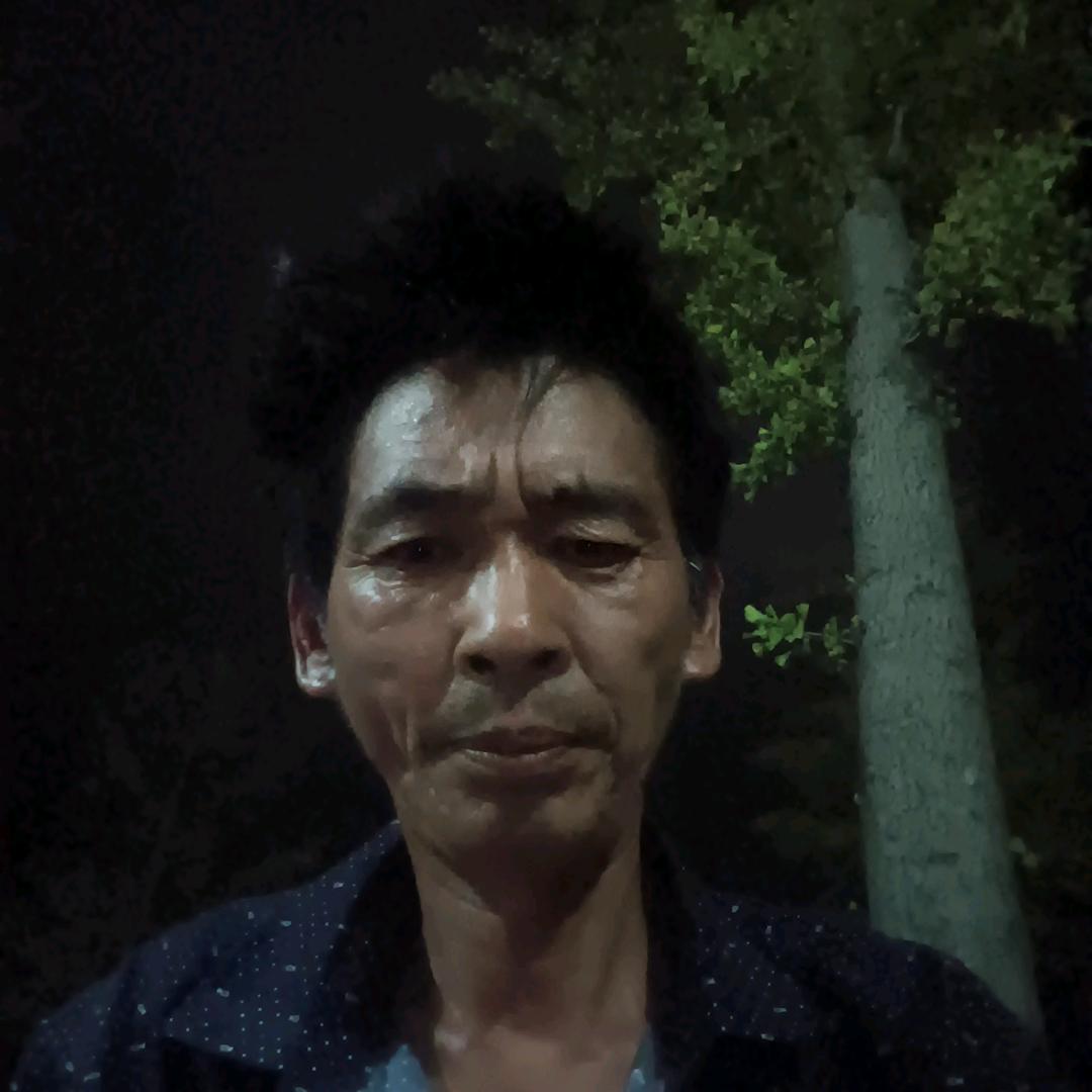 夕阳下的彩虹