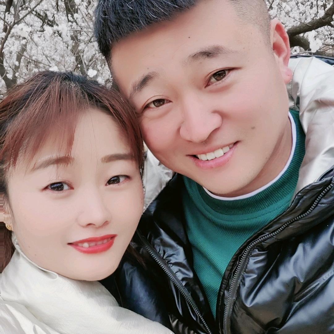 ღ᭄ꦿ °小徐媳妇এ⁵²º᭄：卖手工煎饼