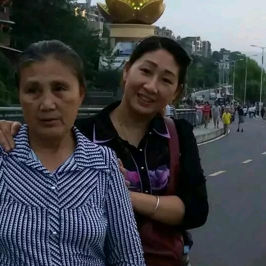 千衣百惠