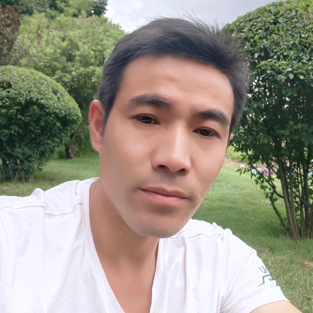 专业刮白内外墙