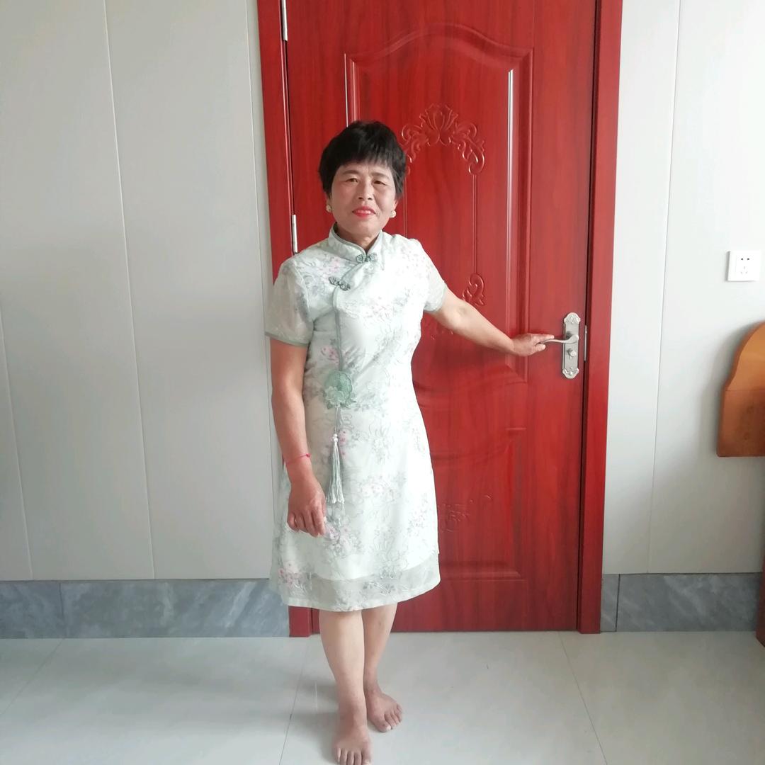 淡然一笑๑•́₃•̀2伐开心