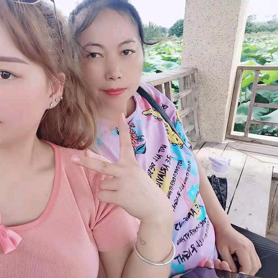 两个孩子的妈